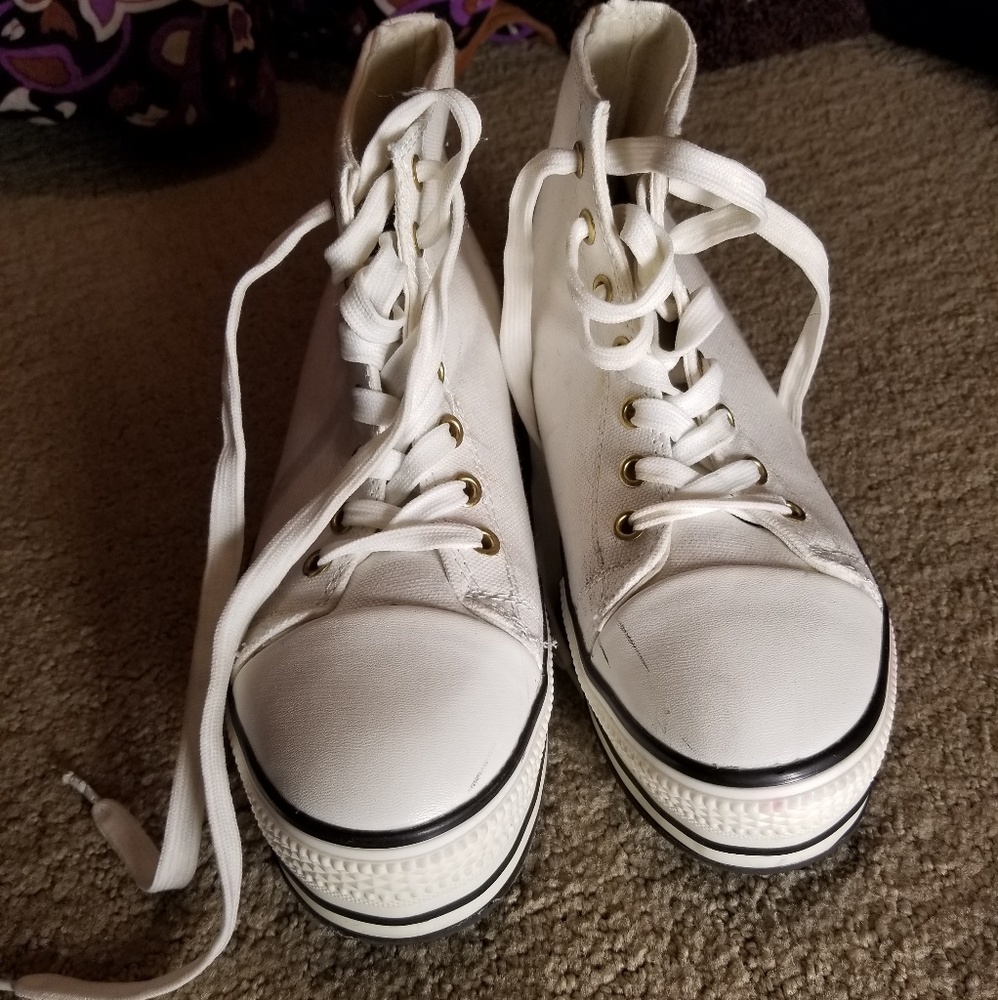 White platform sneakers